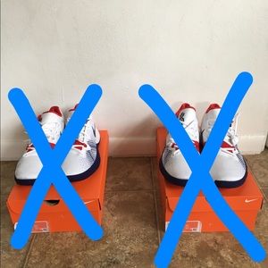 Nike Men’s Kyrie Flytrap Basketball Shoes